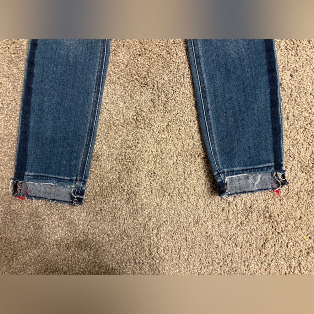 Express high rise ankle legging with red stripes down both sides - Picture 4 of 9